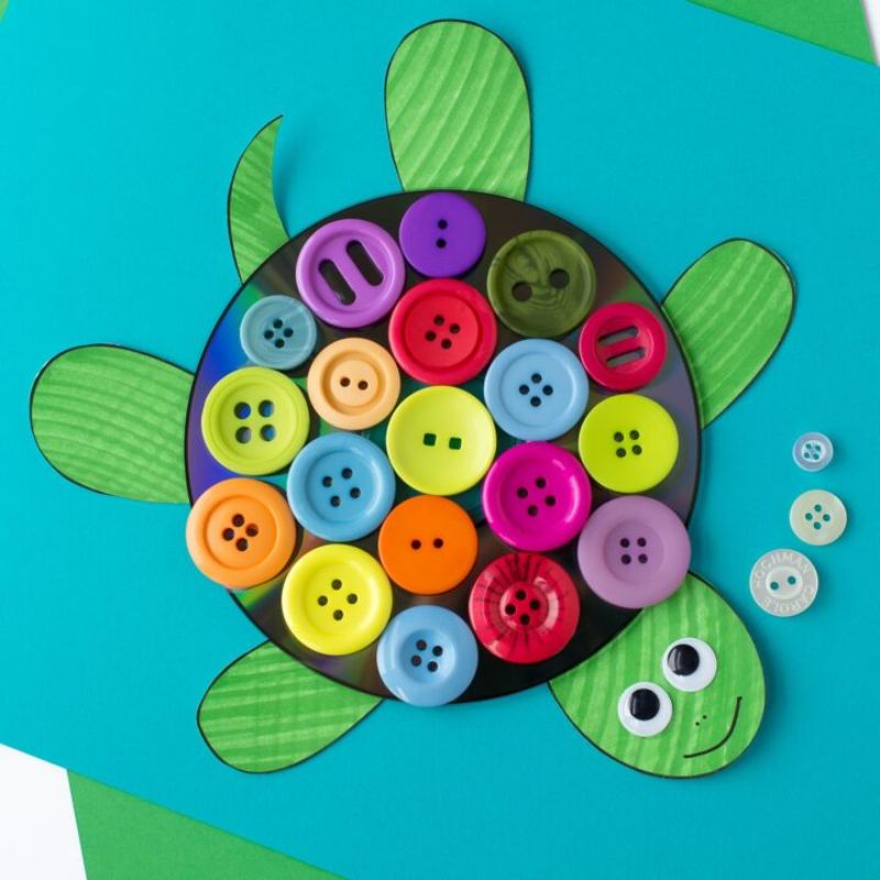CD and Button Turtle Craft