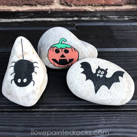 21 Unearthly DIY Halloween Painted Rocks for Kids - Cool Kids Crafts