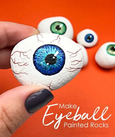Realistic Eyeball Painted Rocks