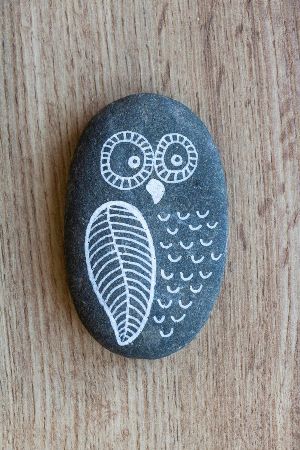 Easy Owl Rock Painting Idea