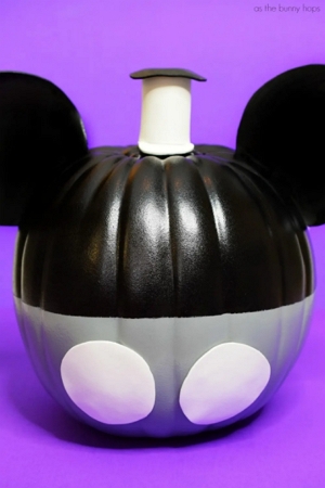 Steamboat Willie No-Carve Pumpkin