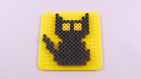 How to Make a Cute Perler Bead Black Cat -   Hama beads halloween, Perler  bead art, Hama beads patterns