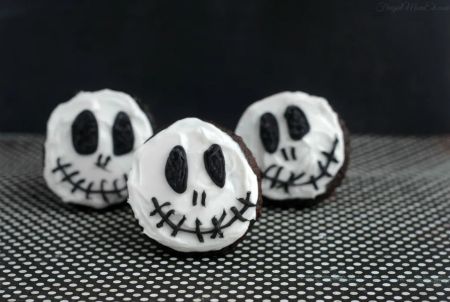 Easy Jack Skellington Cupcakes