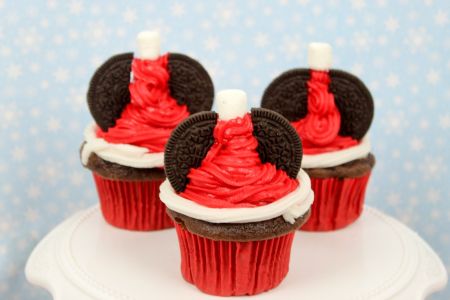 Mickey Mouse Holiday Cupcakes