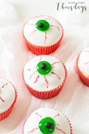 Scary Eyeball Cupcakes
