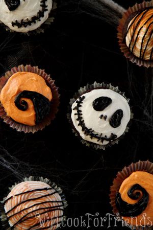 Dark Nightmare Before Christmas Cupcakes