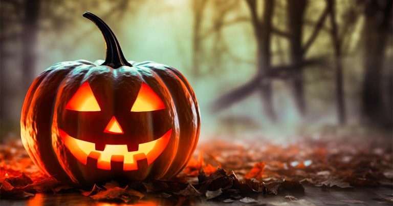 20 Nightmarish But Easy Halloween Drawings Cool Kids Crafts